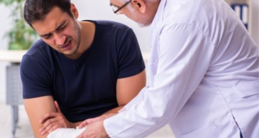 Minor Injuries & Wound Care in Woodland Hills